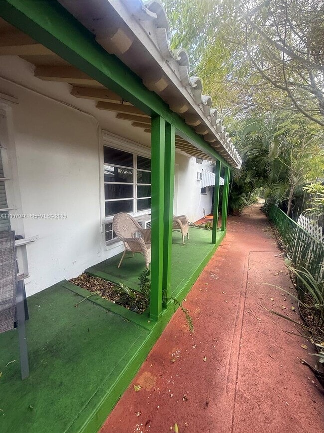 Photo - 2023 Taylor St Unit 2