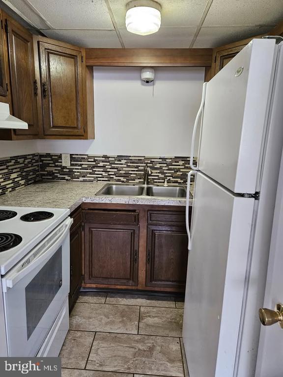 Photo - 313 Delsea Dr N