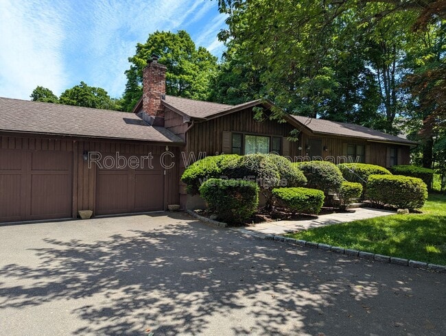 Photo - 1040 Daniels Farm Rd