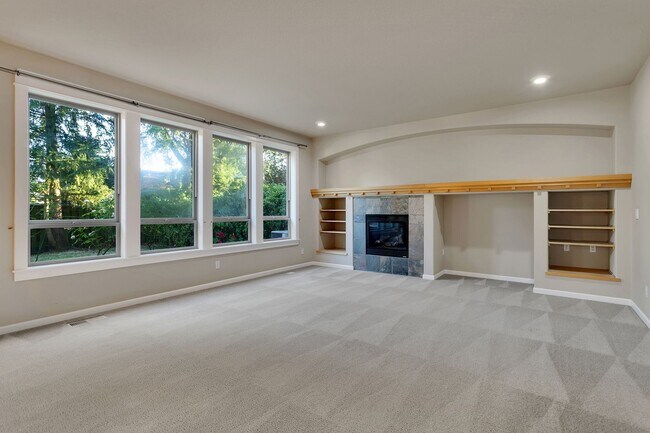 Photo - Fabulous 4BD/2.5BTH/2-Car Garage Renaissance Home in Rock Creek / Bethany area