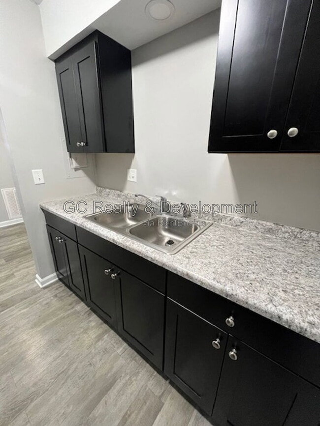 Photo - 350 Wilson Ave Unit 350 C