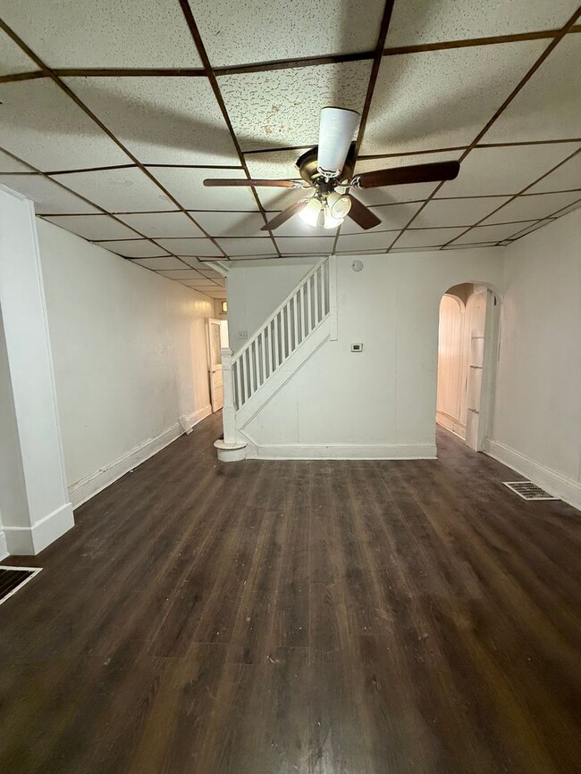 Photo - Nice size house for rent freshly done