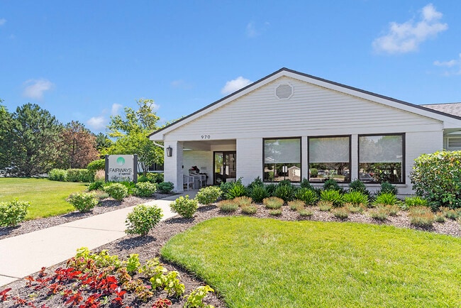 Fairways of Naperville Leasing Office