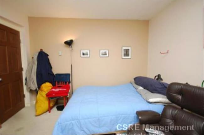 Photo - 28 Symphony Rd Unit 1
