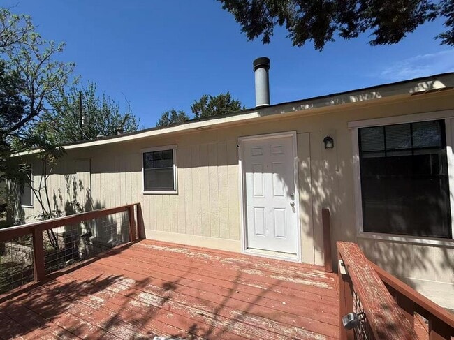 Building Photo - 23393 Nameless Rd Unit 113