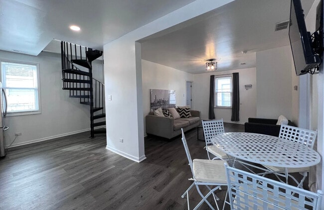 Photo - 4358 N Oak Park Ave