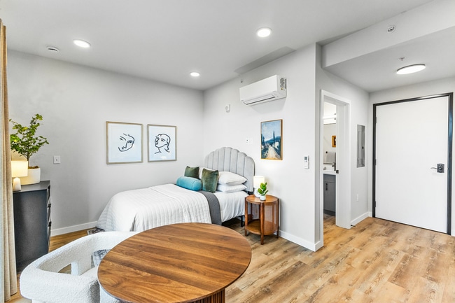 Studio (2).jpg - Cartwright Apartments