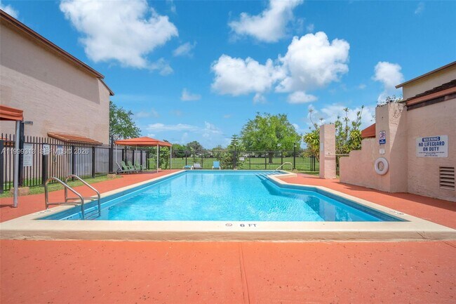 Photo - 685 W Park Dr Unidad 206-11