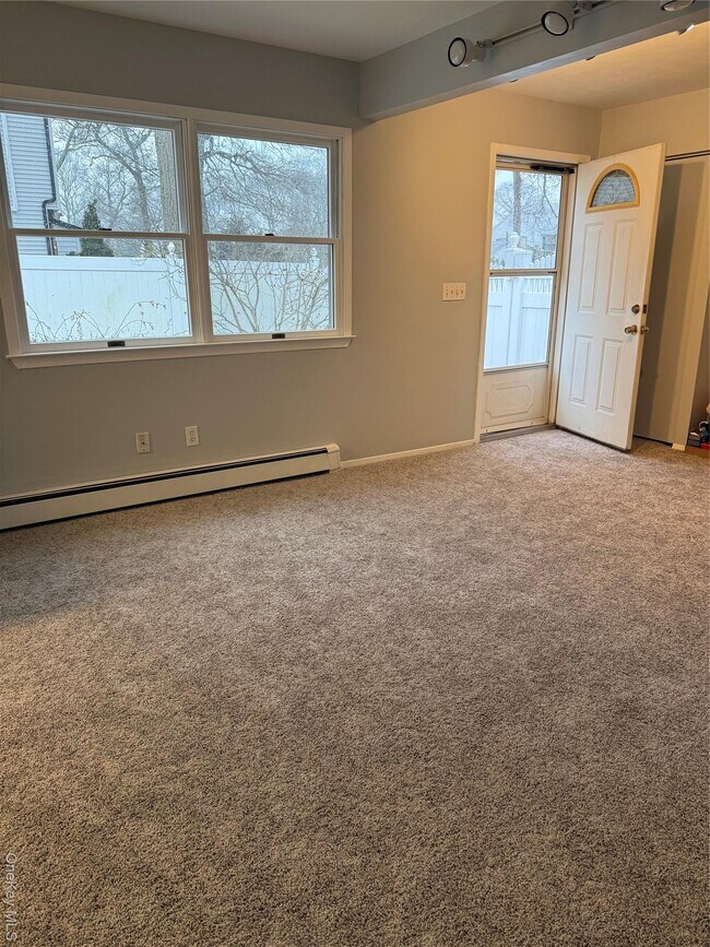 Photo - 5 Whitney Ln