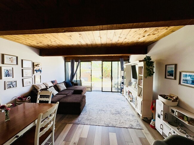 Photo - 4801 NW 2nd Ave