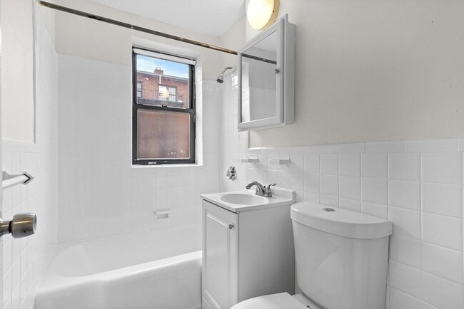 Photo - 11 Victory Rd Unit 27