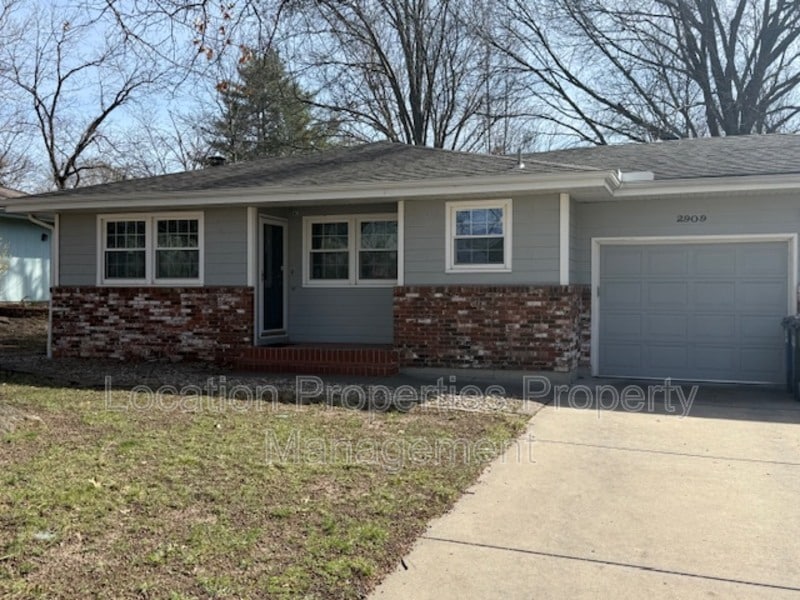 Photo - 2909 Moccasin Dr