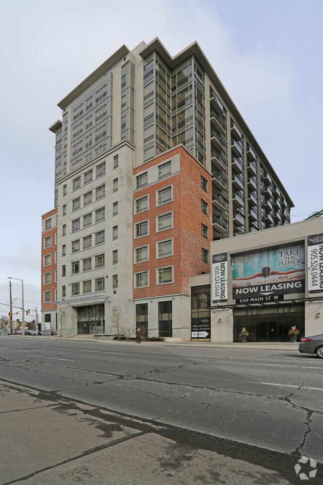 Photo - Regency on Main