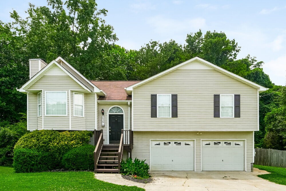 Photo - 639 Sheffield Ct House