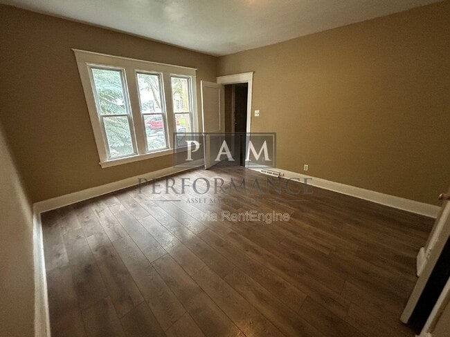 Photo - 2443 S 9th St