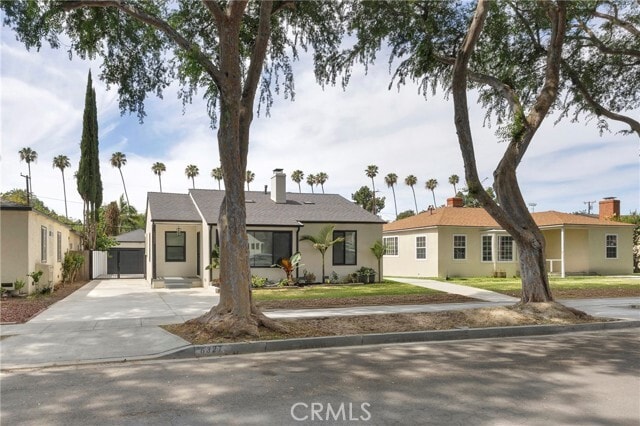 Building Photo - 6327 California Ave