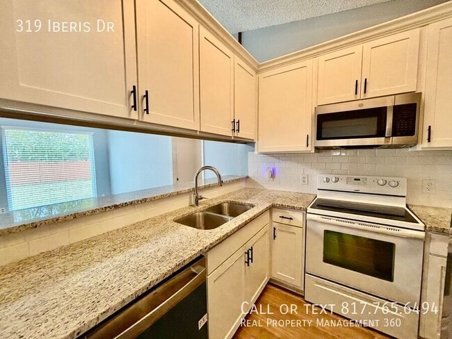 Photo - 319 Iberis Dr