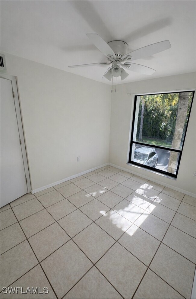 1228 Commonwealth Cir Unit O203