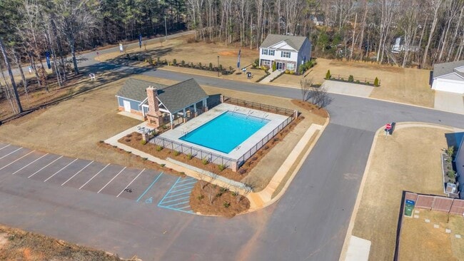 Photo - 116 Antler Crk Ln