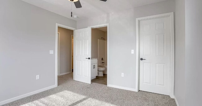 Photo - 20855 R Ct