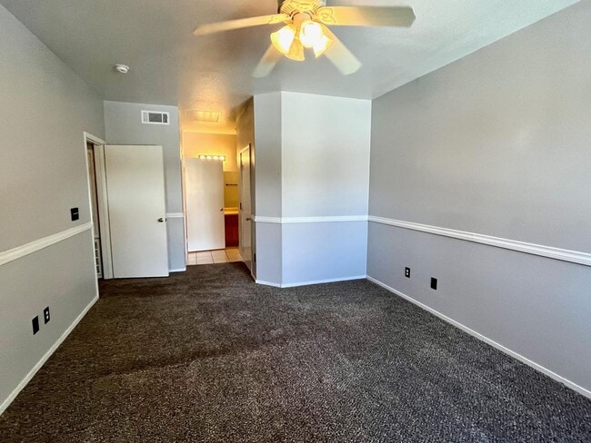 Photo - 3 Bedroom Condo located off of Warm Springs and South Durango!!! Southwest Location!