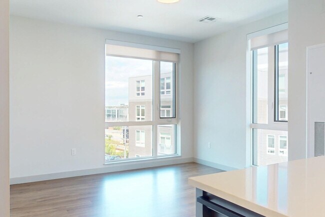 Photo - 80 Rugg Rd Unidad 1311