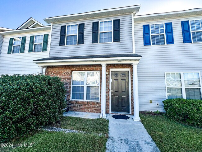 Photo - 402 Timberlake Trail Townhome