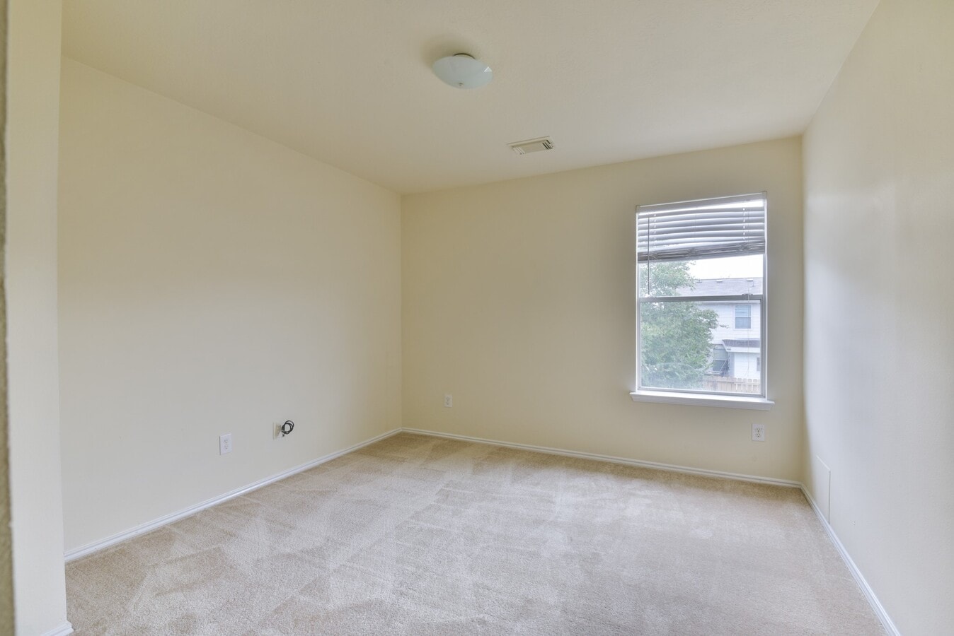 Photo - 5719 Clerkenwell Dr