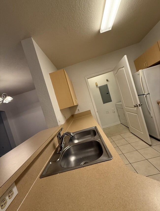 Photo - 106 SW Peacock Blvd Unit 4-205