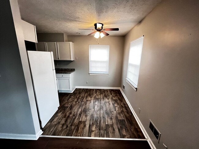 Photo - 4405 Landside Dr Unit 4405 Landside Drive -  4