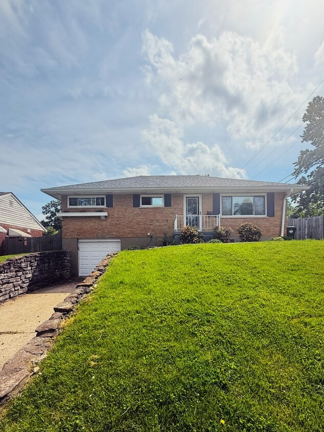 Photo - 156 Ireland Ave (Cincinnati, OH)