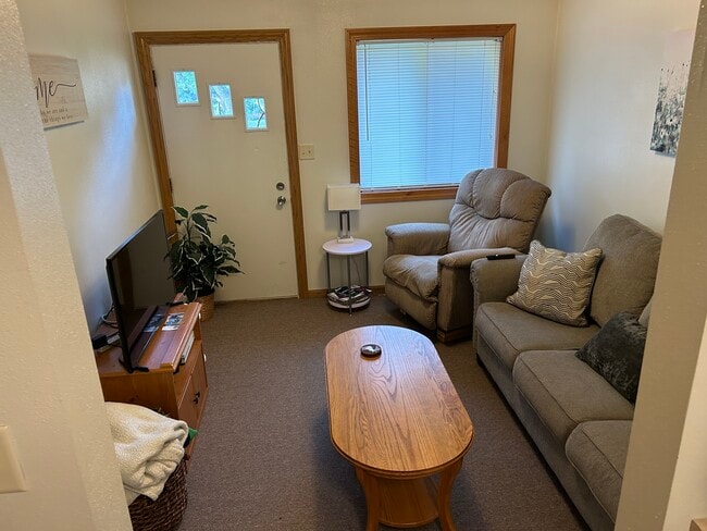 Photo - 1516 Starview Dr