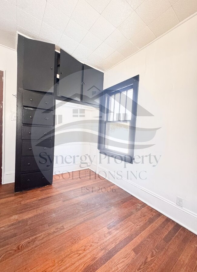 Photo - 2 Bedroom Available Now