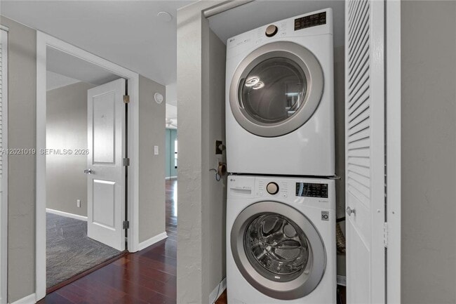 Photo - 3200 Port Royale Dr N Unit 2103