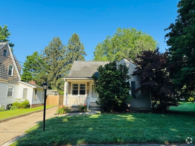 Building Photo - 217 15th St NW Rental