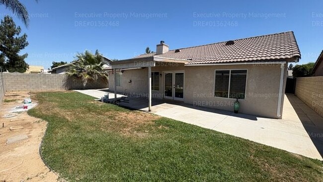 Photo - 3 bedroom 2 bathroom home located near Hageman Rd/ Old Farm Rd