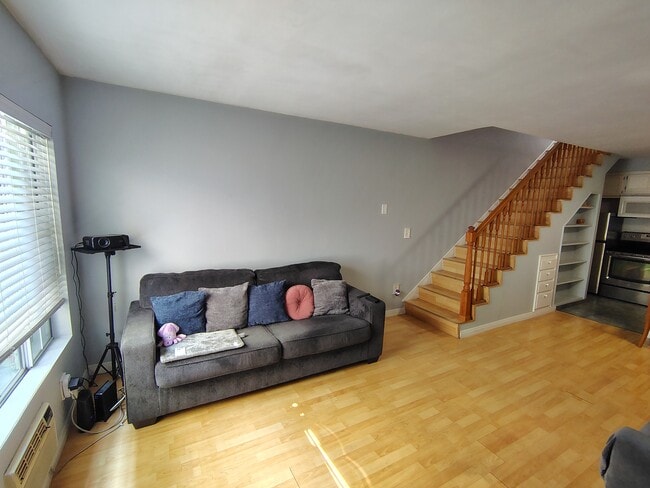 11025 Kittridge St Unit 137