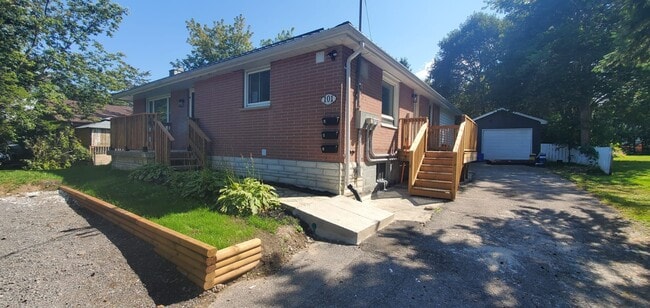 Photo - 101 Maple Dr Unit A