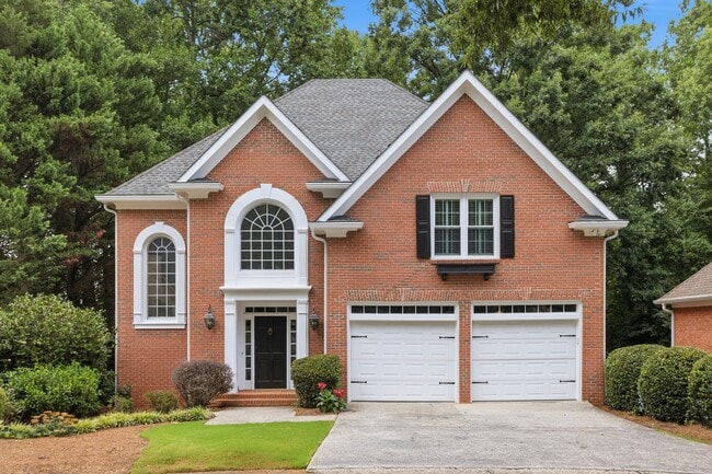 Building Photo - 4563 Fountain Dr NE