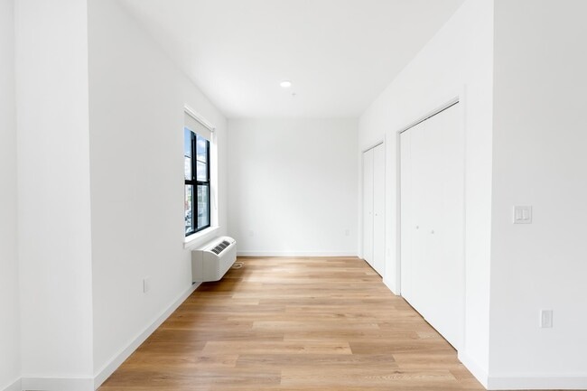 Photo - 175 W 7th St Unit 311