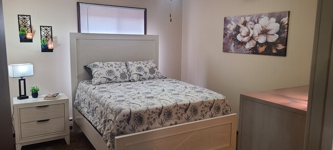 1-Bedroom - Bedroom