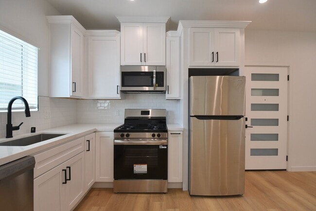 Photo - 1846 10th St Unit K