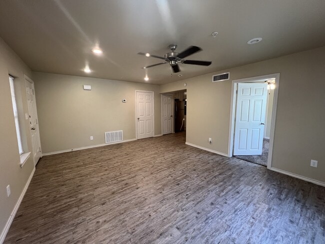 Photo - 2218 16th St