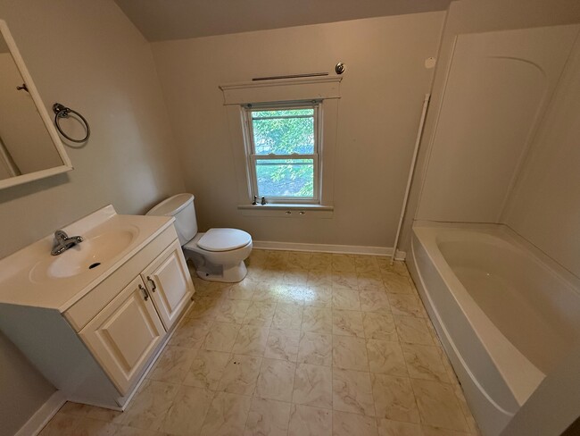 Photo - 503 Spicer Street