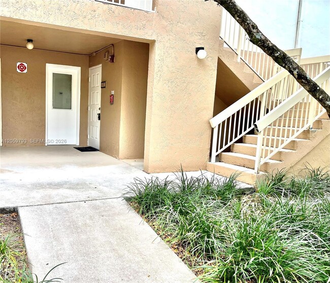 Photo - 9755 Westview Dr Unit 1217
