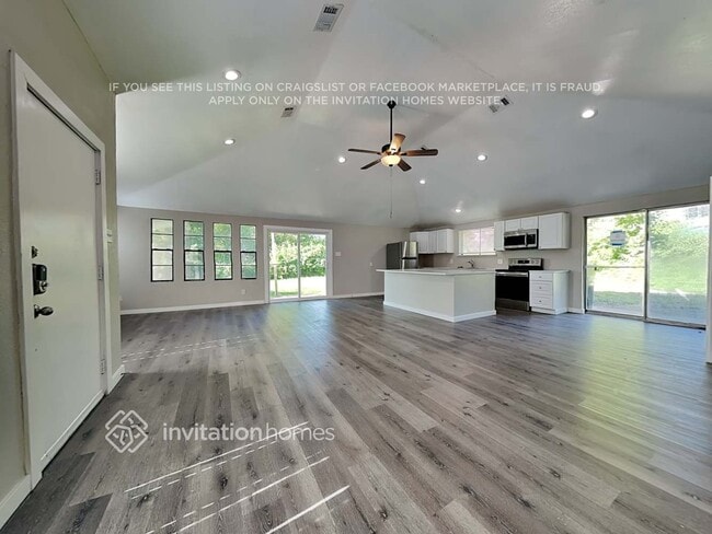 Photo - 380 Alpine Dr