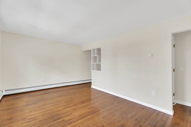 Savin Court Apartments