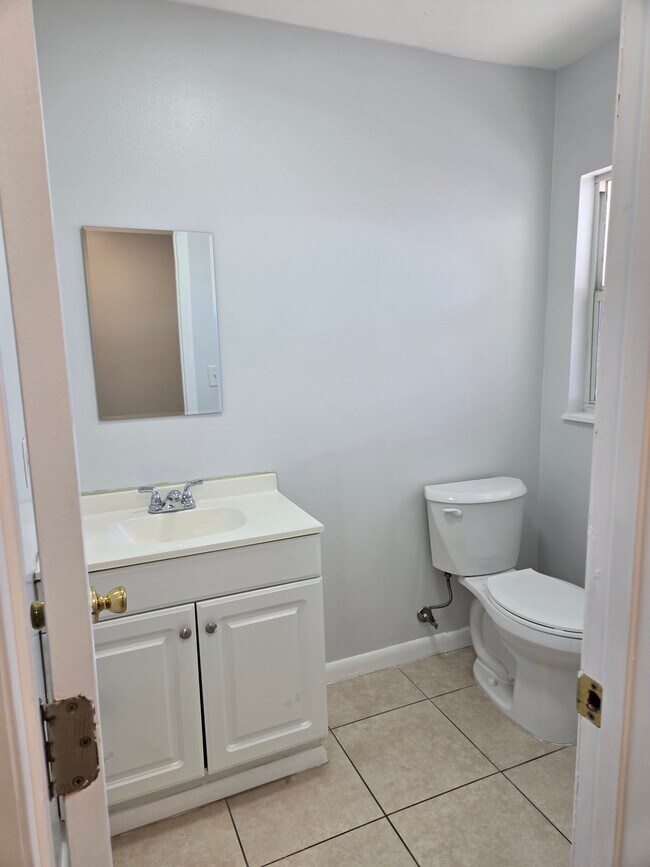 Photo - 801 Washington St Unidad A