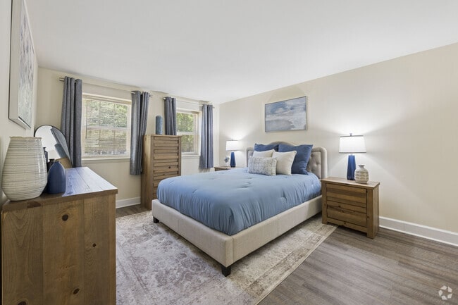 3BR, 1BA - 1,105SF - Bedroom
