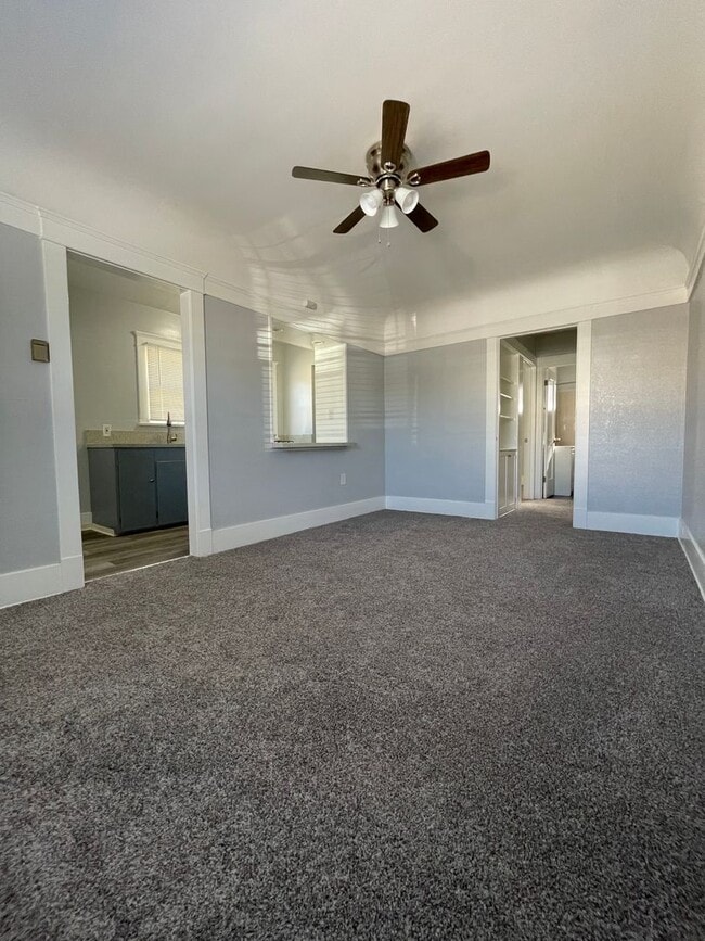 Building Photo - 1533-1533 Madison Ave Unit 1533